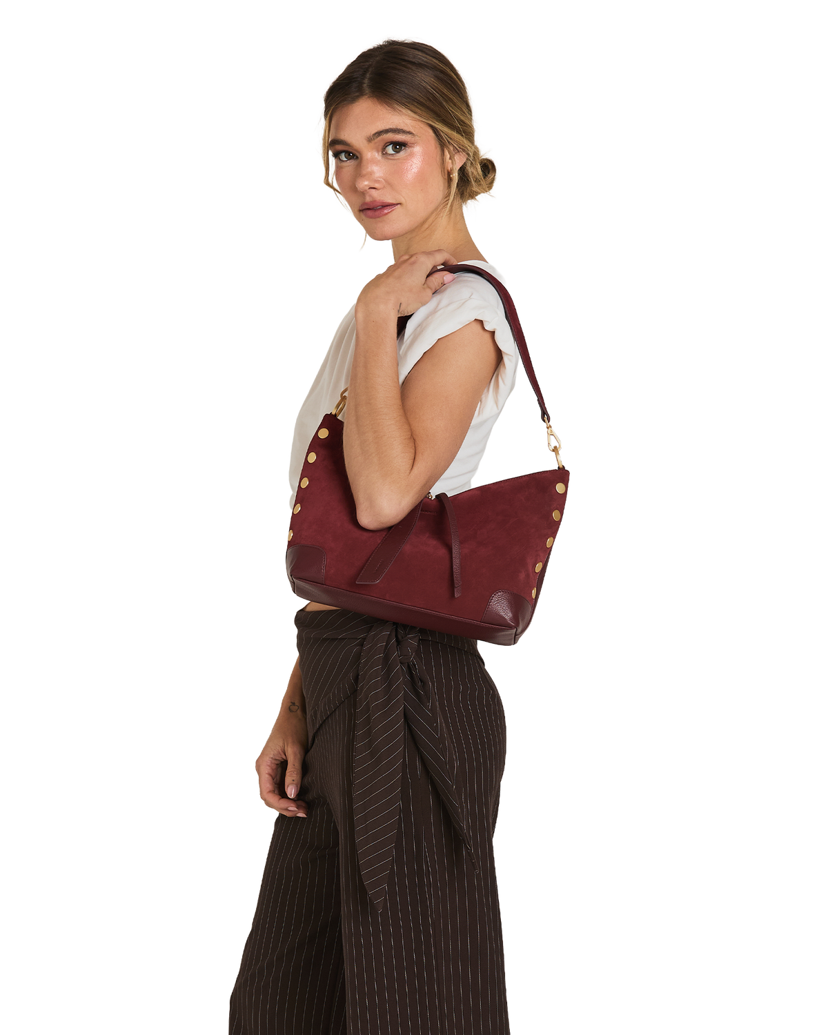 Grace-Med-Cherrywood-Suede-BG-Model-View