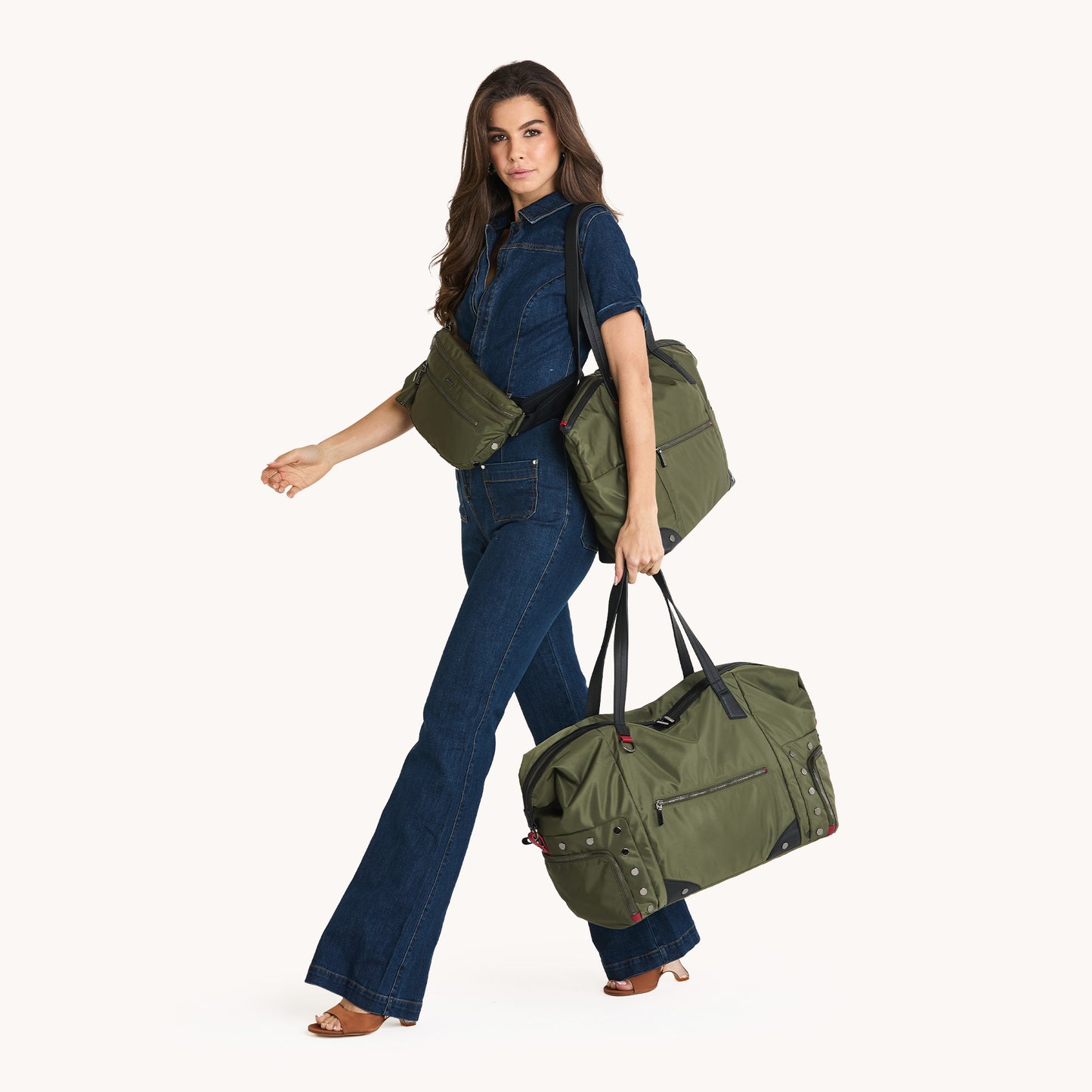 Ivy-Weekender-Jade-Nylon-GM-Model-View-5