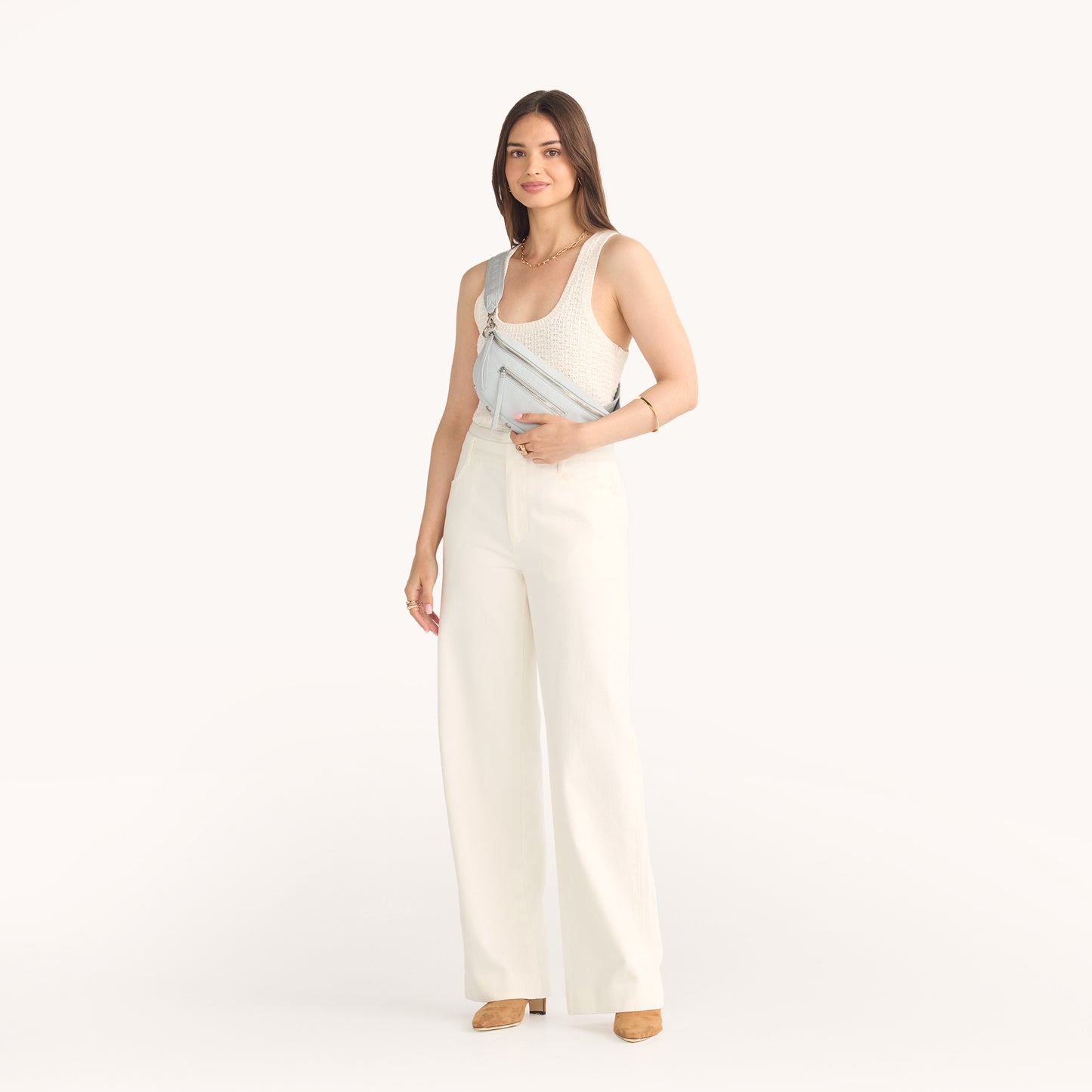 Model height is 5'8.5''