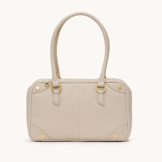 Meredith-Med-Catamaran-Cream-BG-Front-View