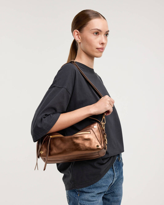 Doxie-Med-Bronze-G-Model-View-2