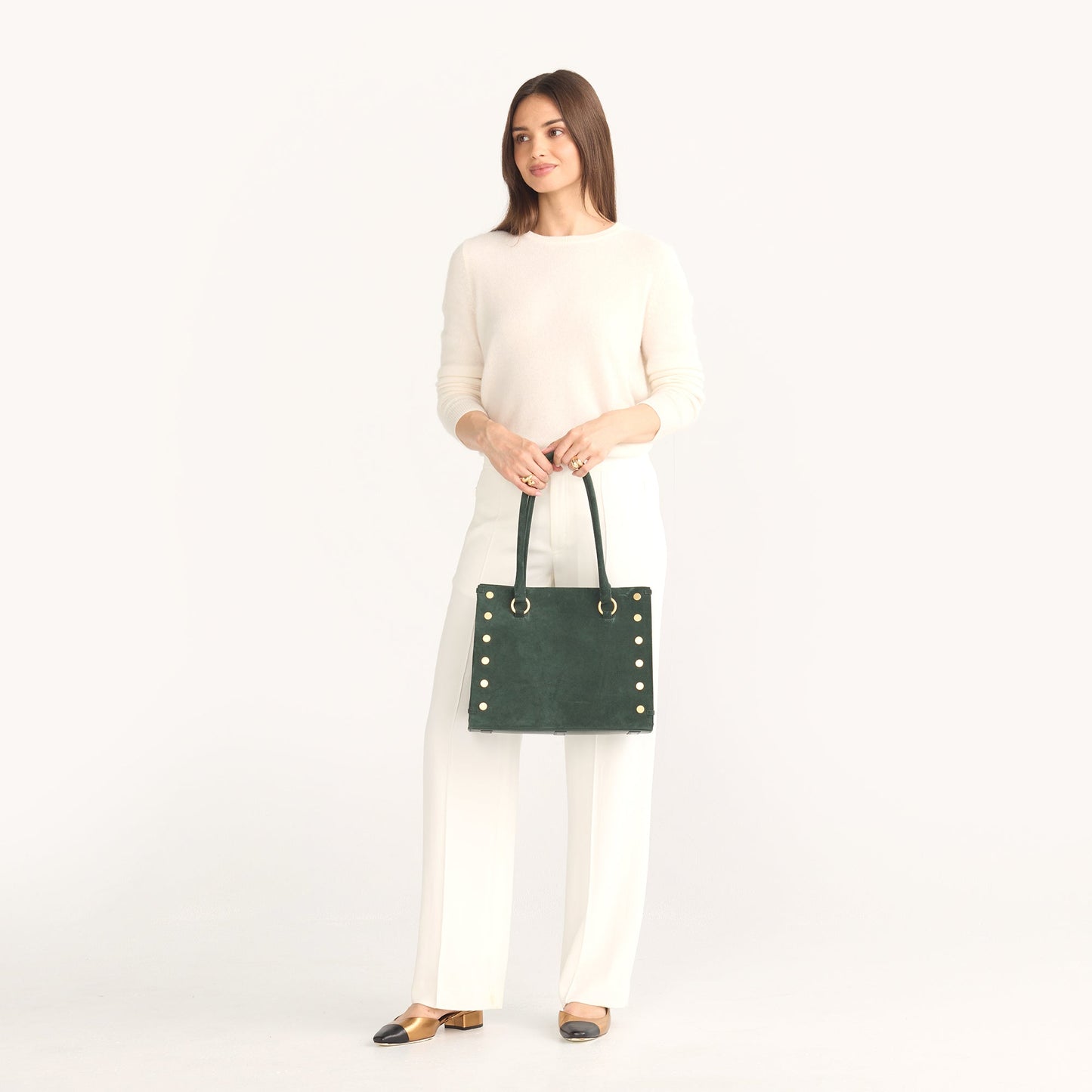 Model height is 5'8.5''