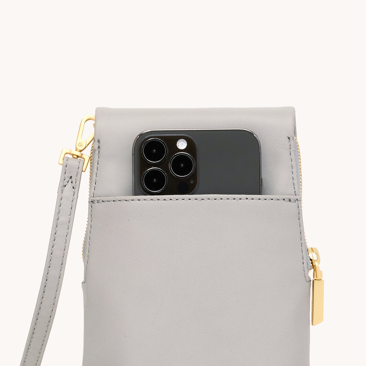 VIP-Mobile-Stormy-BG-Back-View