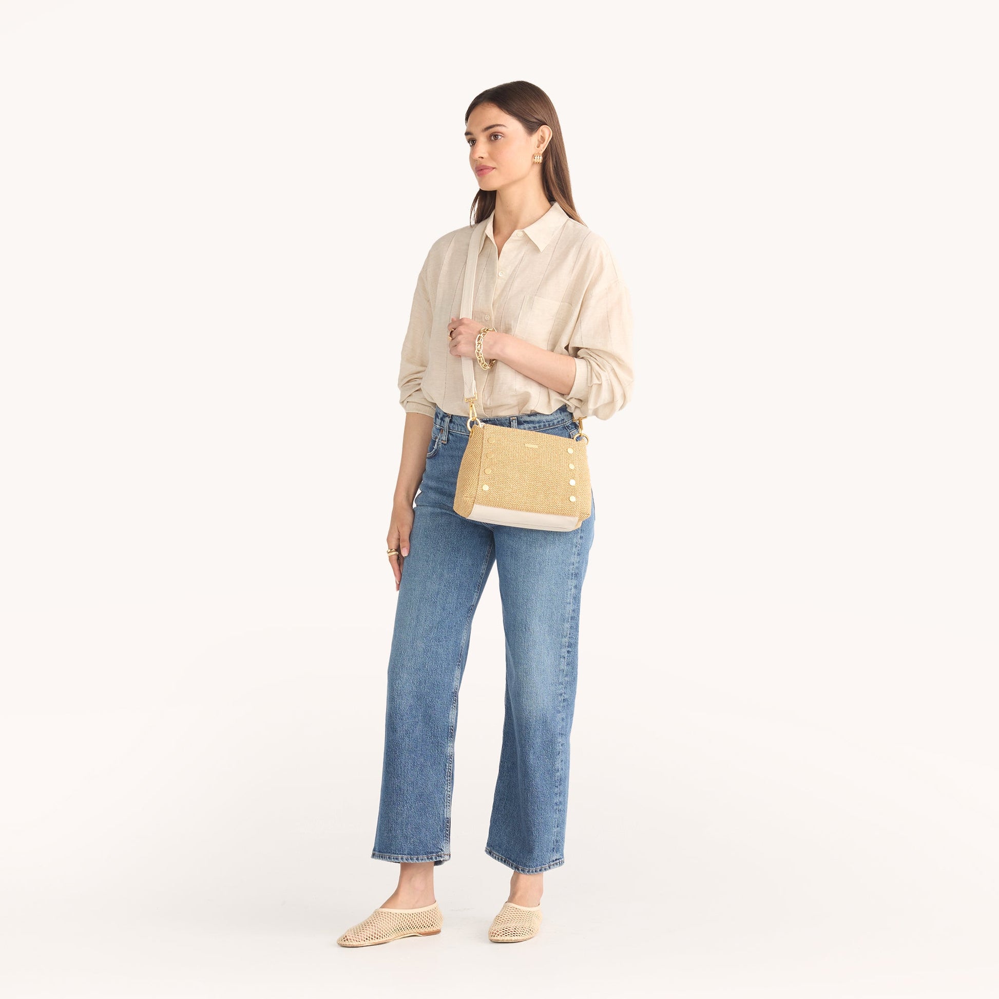 Model height is 5'8.5''