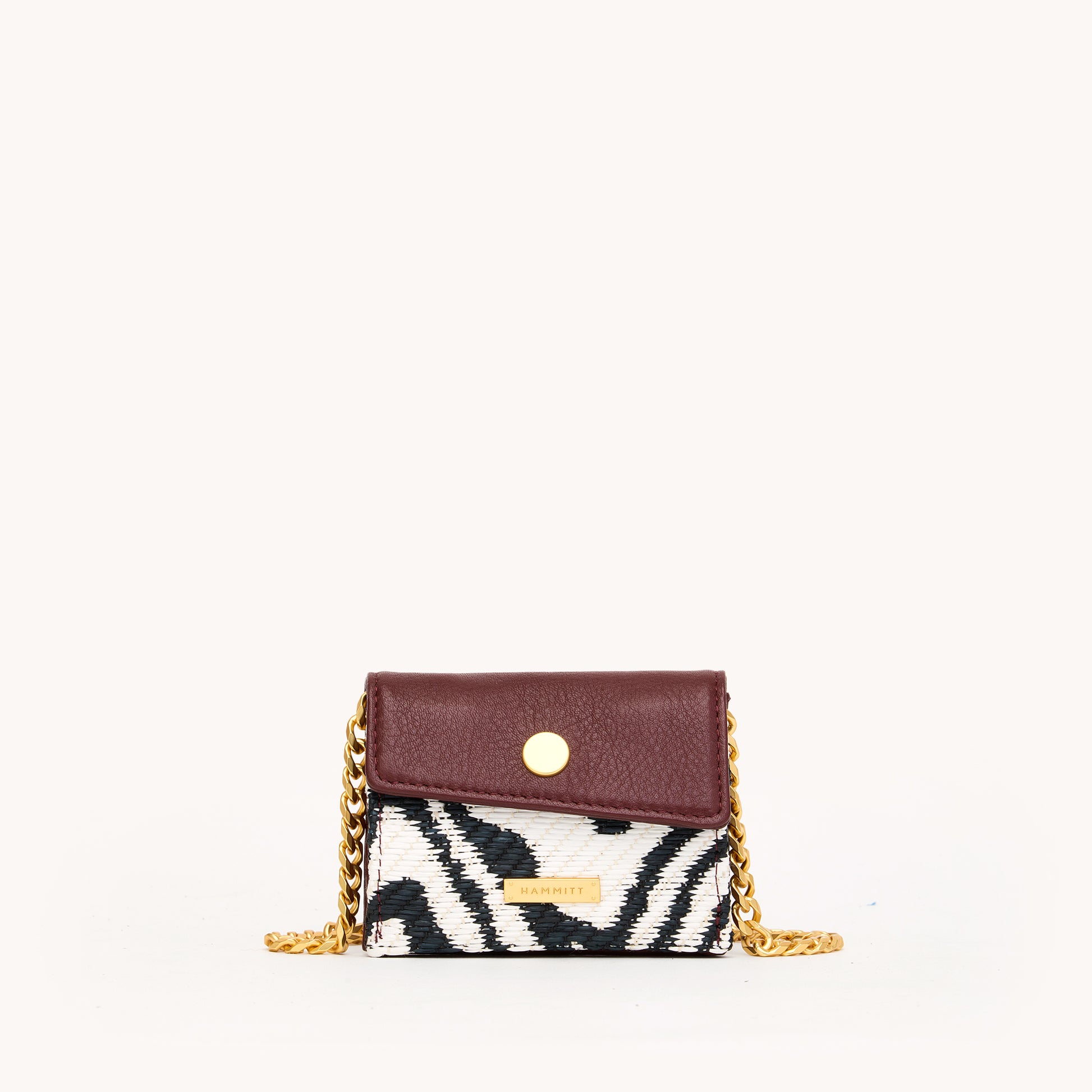 Montana-Pendant-Zebra-BG-Front-View