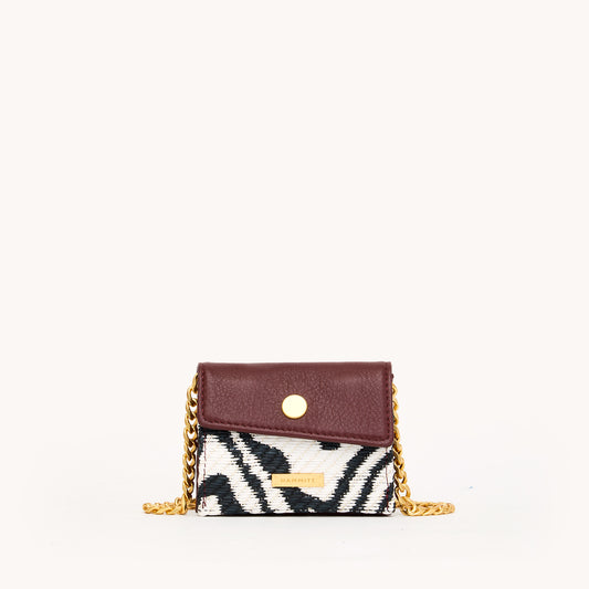 Montana-Pendant-Zebra-BG-Front-View