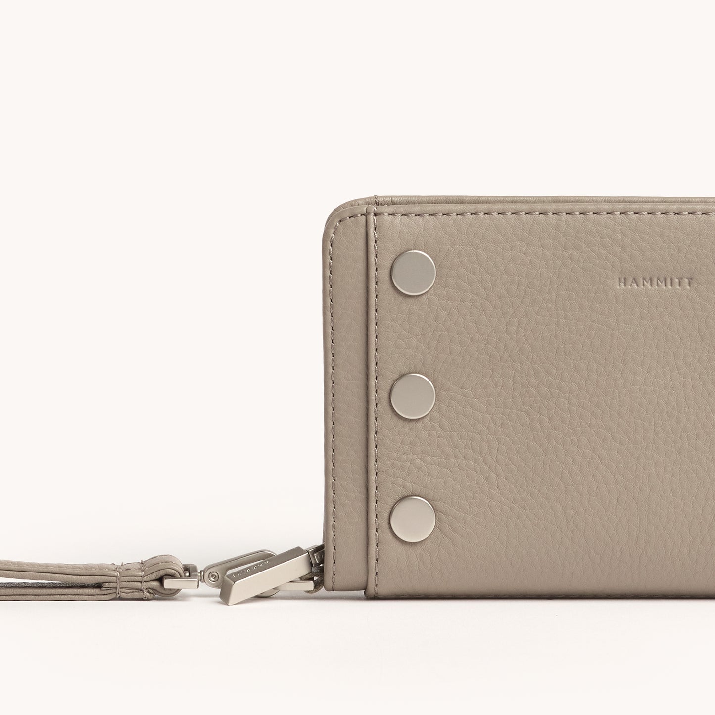 Bryant-Wallet-Pewter-Pebble-BS-Back-View