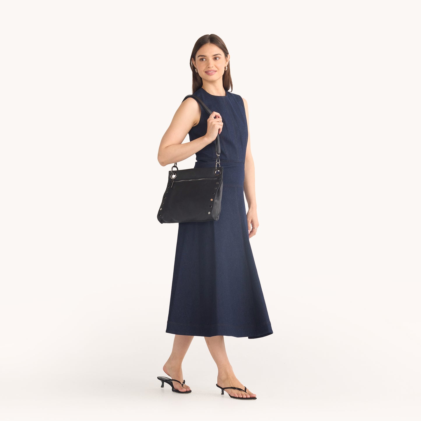 Model height is 5'8.5''