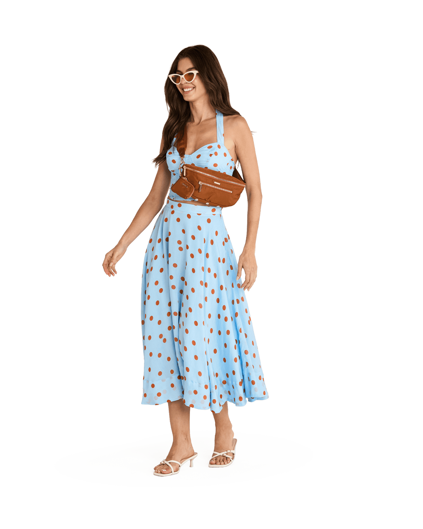 Model height is 5'9.5''