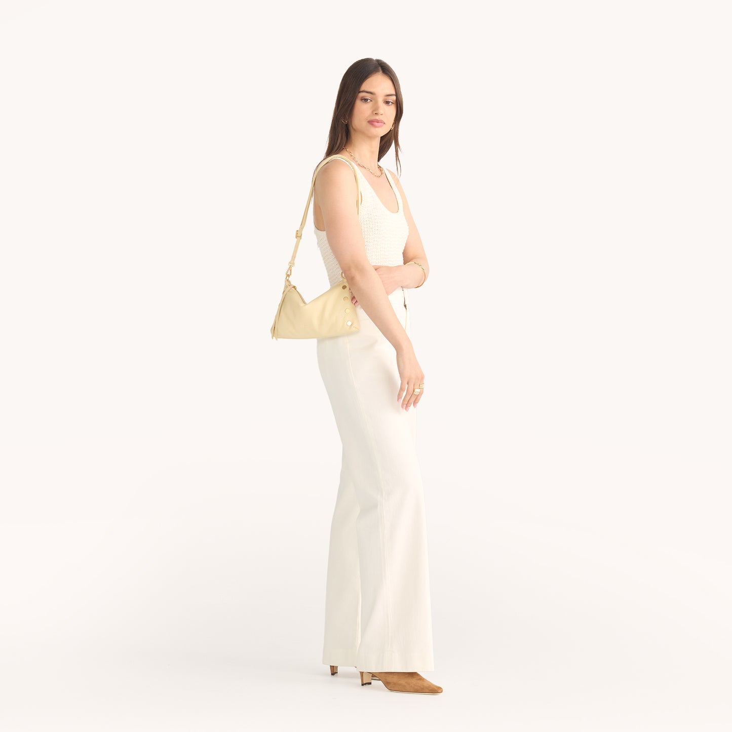 Model height is 5'8.5''