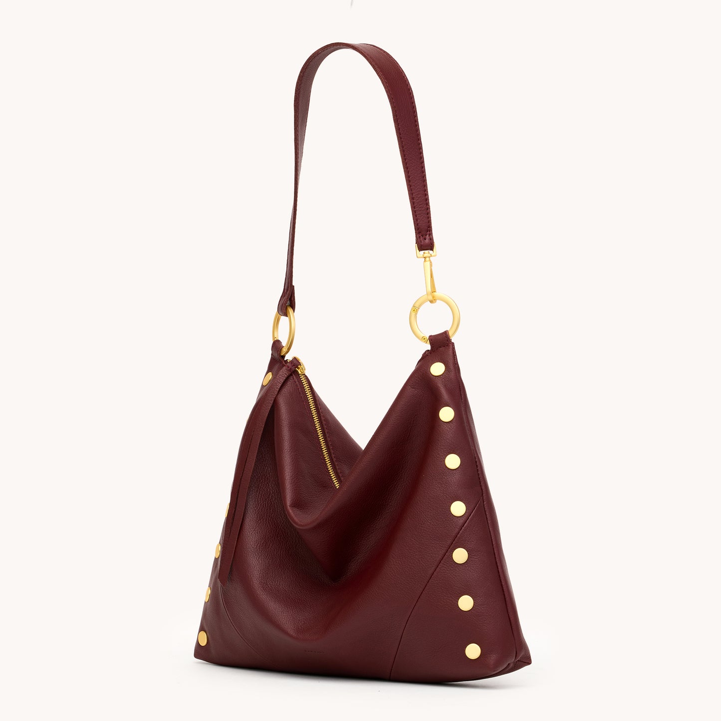 Kyle-Lrg-Cherrywood-Pebble-BG-Front-View-2