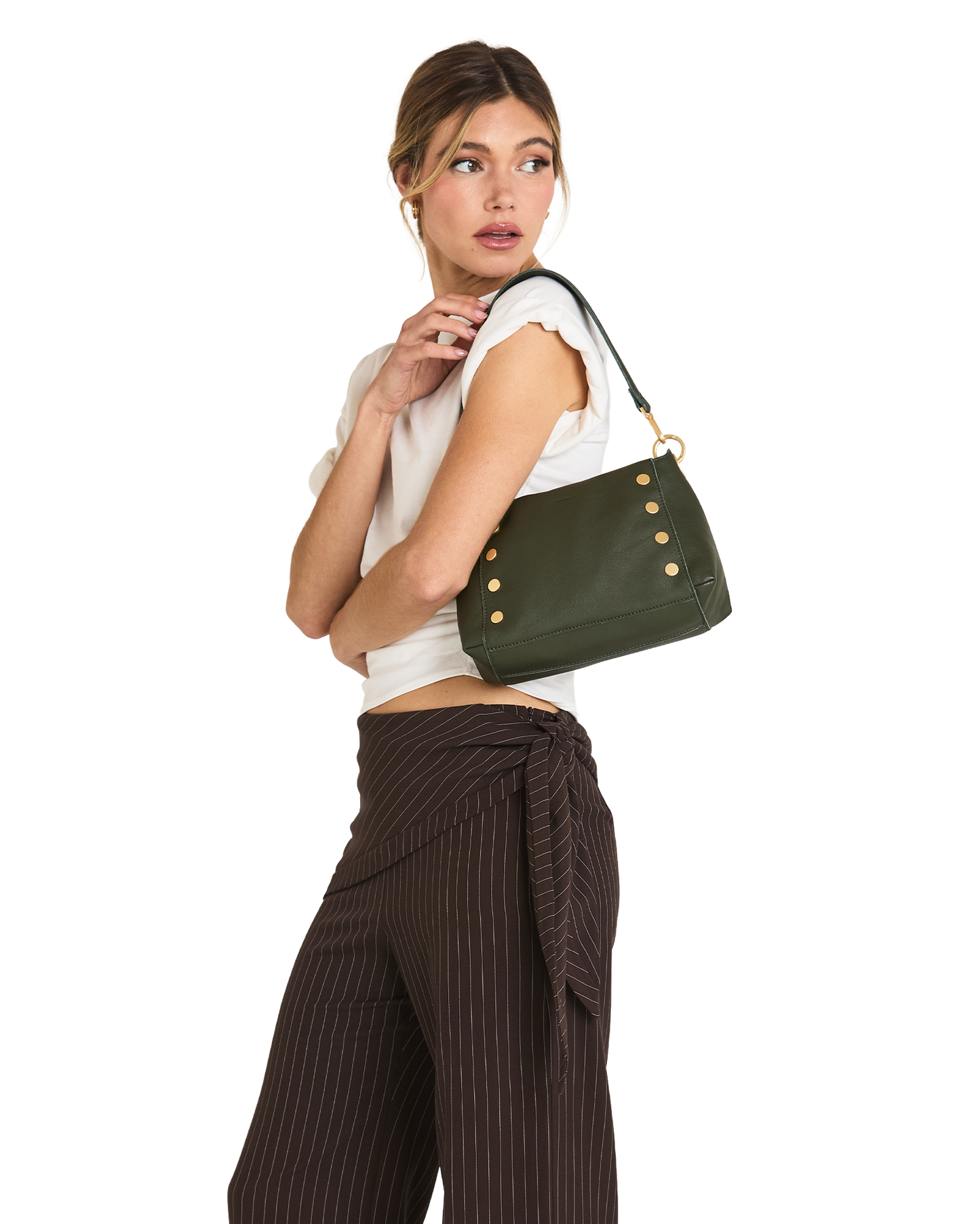 Bryant-Med-Twin-Crest-Pebble-BG-Model-View-3