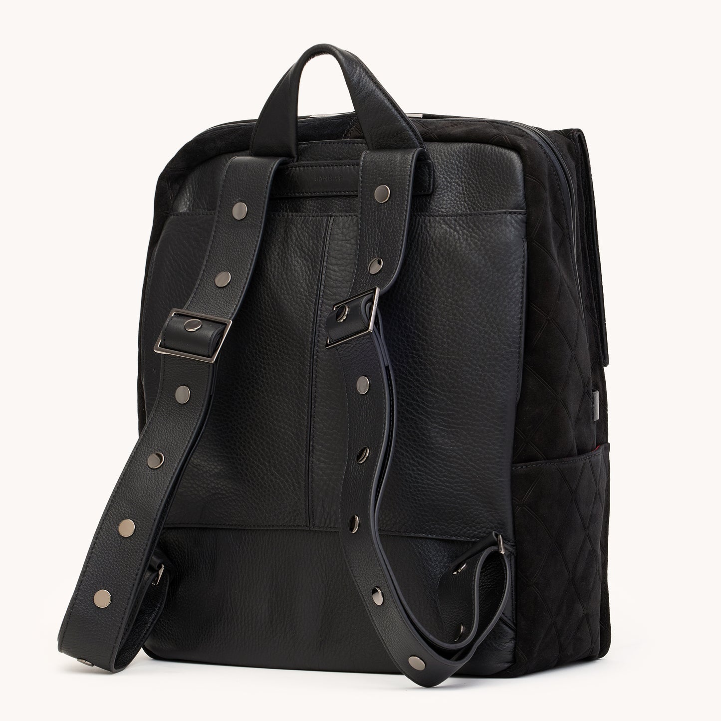 Montana-Backpack-XL-Noir-Diamond-S-GM-Detail-View