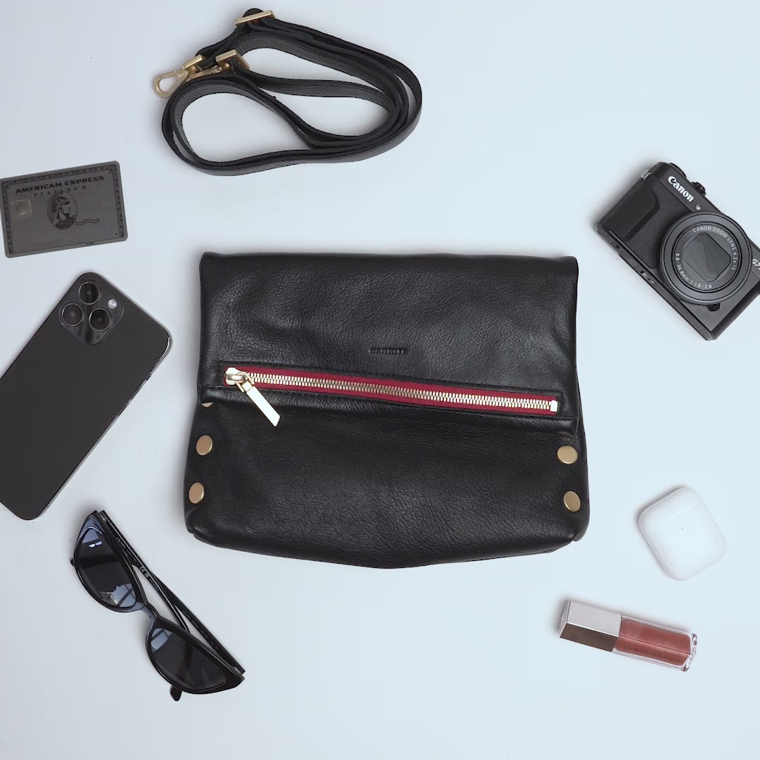 VIP-Med-Blk-BG-R-Zip-Packing-Video