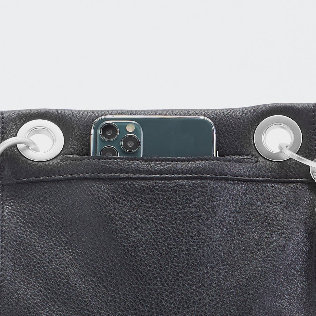 Tony | Black/Brushed Silver Red Zip | Sml