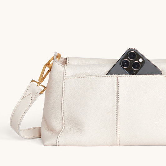 Bryant-Med-Calla-Lily-White-Details-View-2