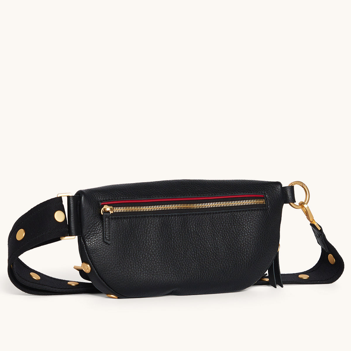 ☆SAND MUSEUM☆ BULLET BELT BAG Matte Black SM1A0034 MUSINSA | SAND MUSEUM BULLET BELT BAG [Matte Black]