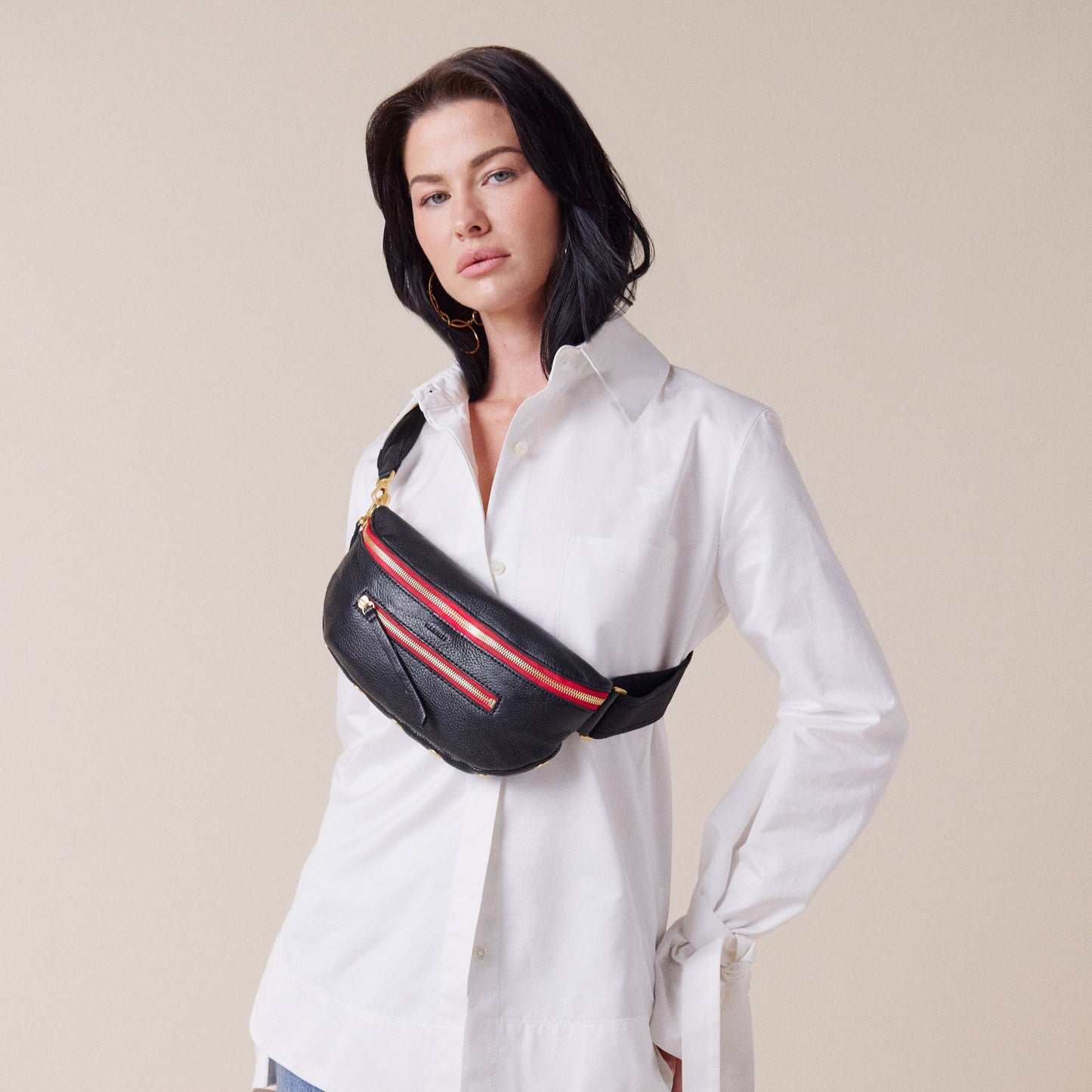 Charles Crossbody | Black/Brushed Gold Red Zip | Med