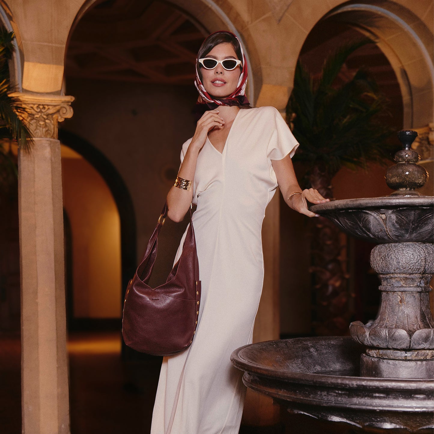 Tom Zip | Cherrywood Pebble/Brushed Gold | Lrg