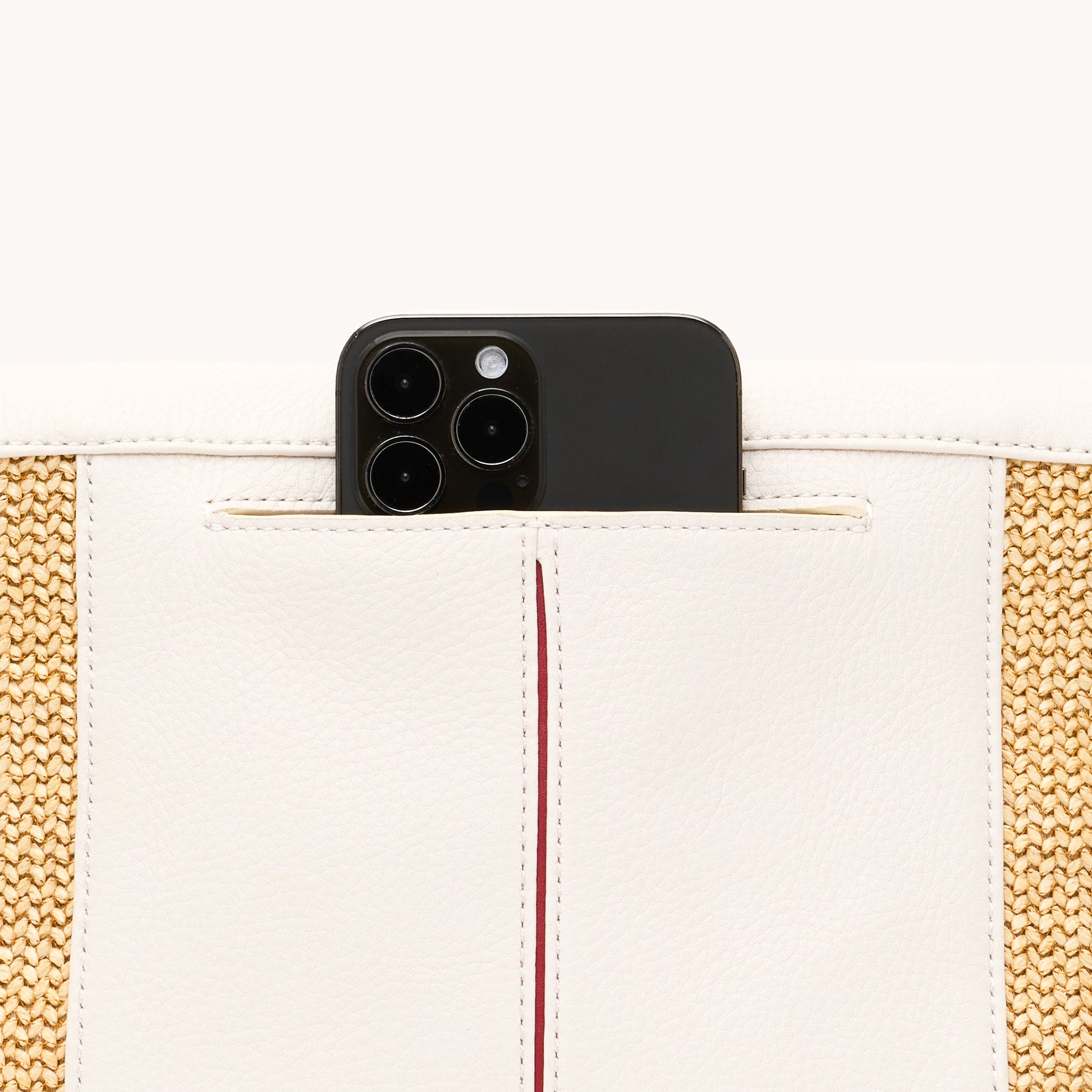 VIP-Med-Calla-Lily-White-Raffia-BGH-Back-View-Detail