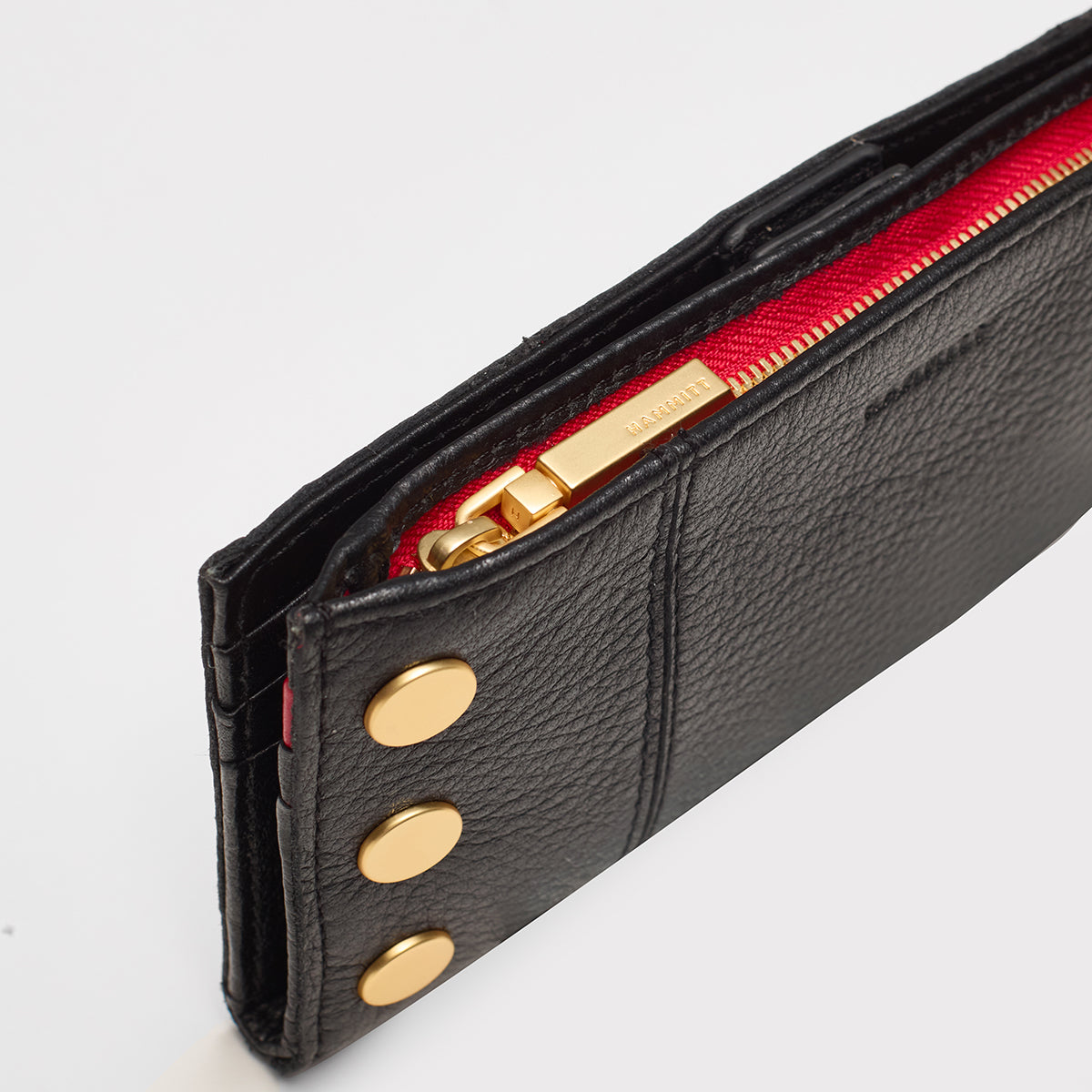 110-North-Black-BG-R-Zip-Detail-View