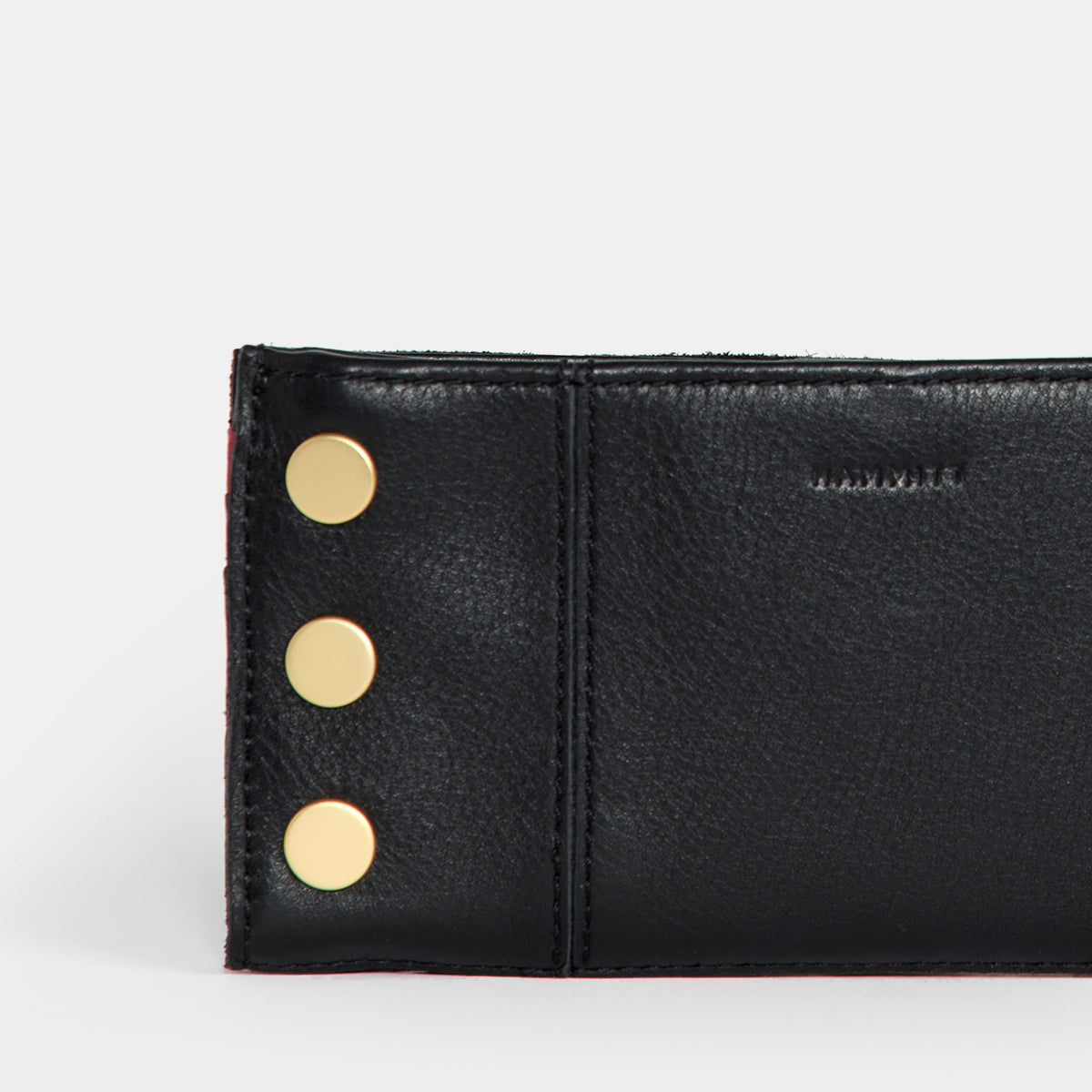 110-North-Black-BG-R-Zip-Detail-View2