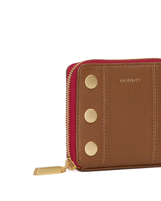 5-North-Mahogany-Pebble_BG-Red-Zip-Front-Detail-View