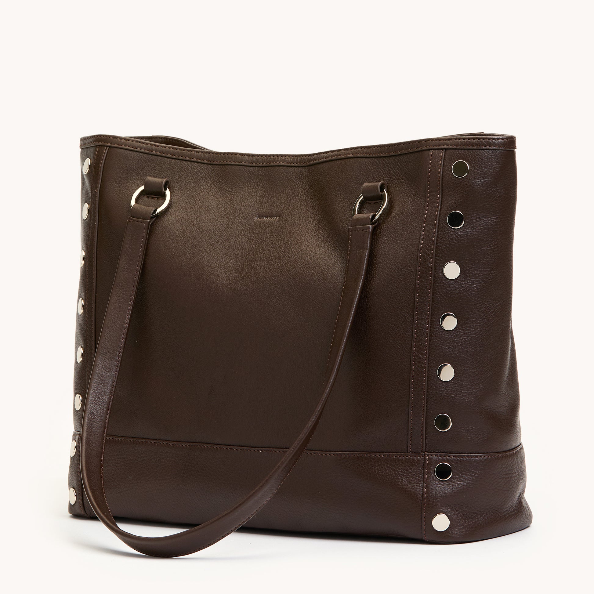 Andersen-Revival-Espresso-Pebble-S-Front-Angle-View