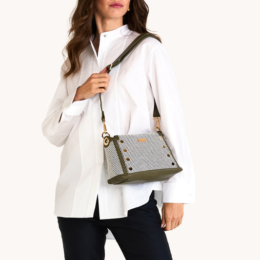 Bryant-Med-Meadow-Weave-G-Model-View-1