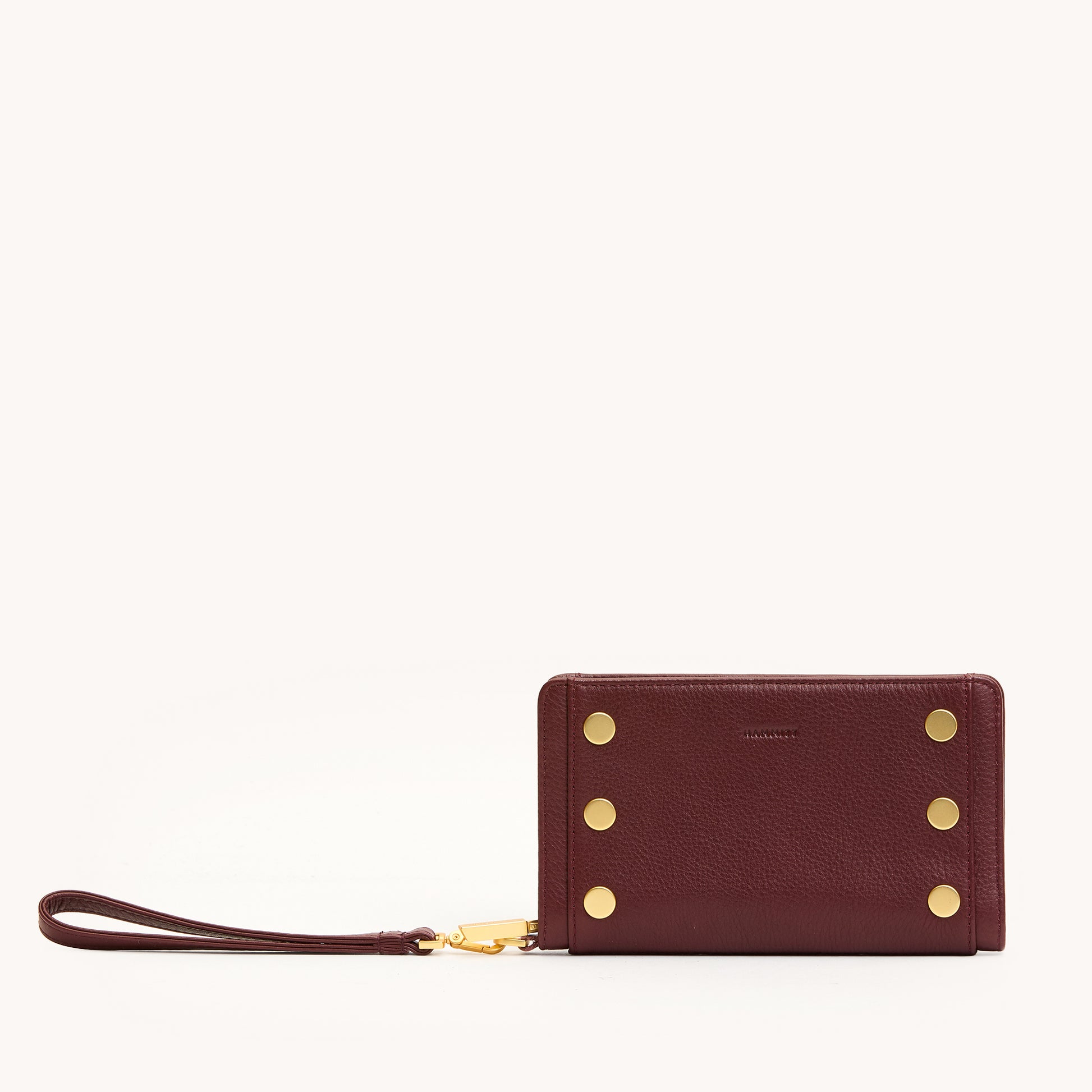 Bryant-Wallet-Cherrywood-Pebble-BG-Front-View