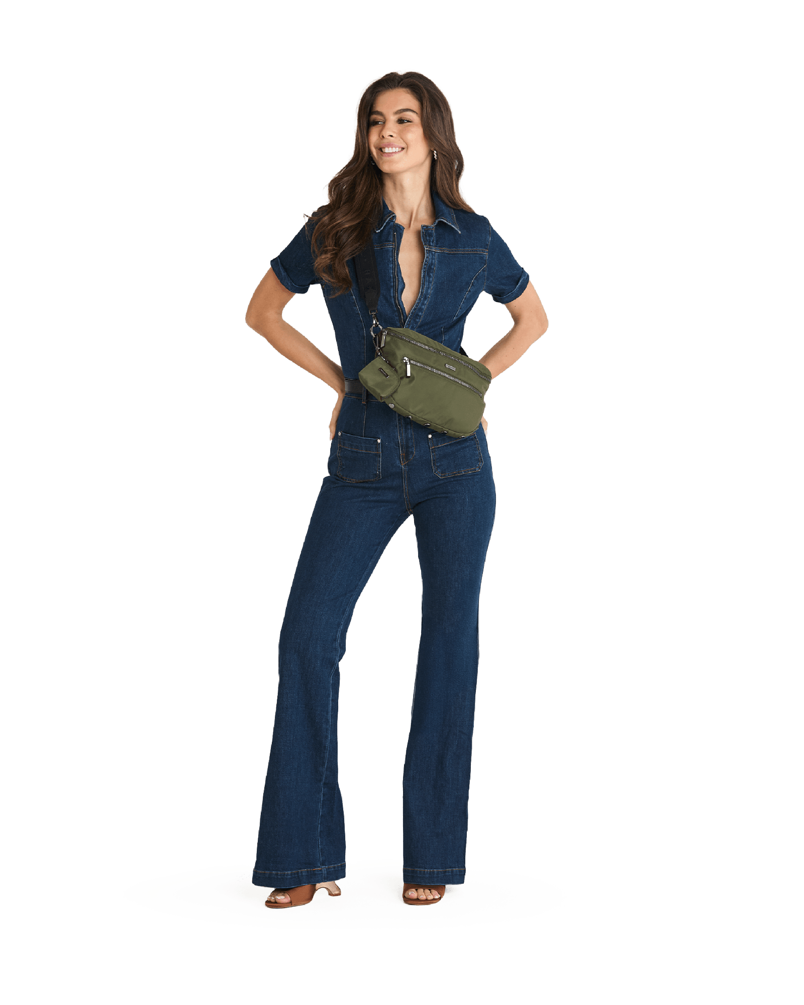 Model height is 5'9.5''