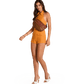 Model height is 5'9.5''