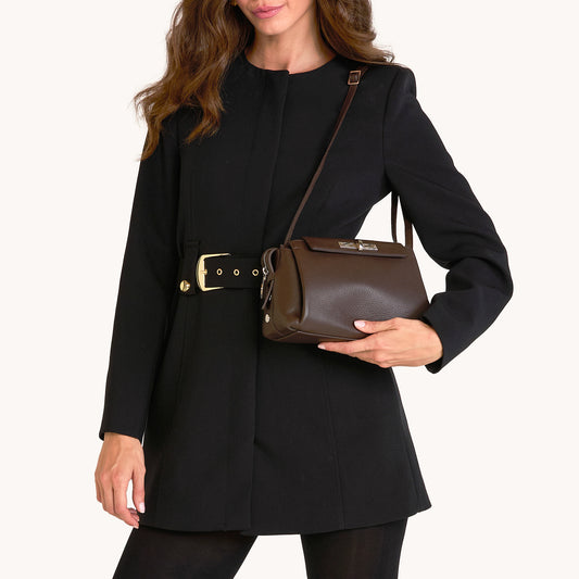 Charlotte-Med-Espresso-Pebble-S-Model-View-1