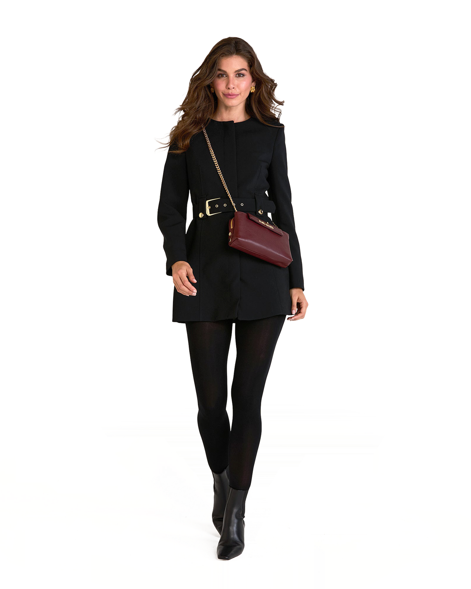 Model height is 5'9.5''