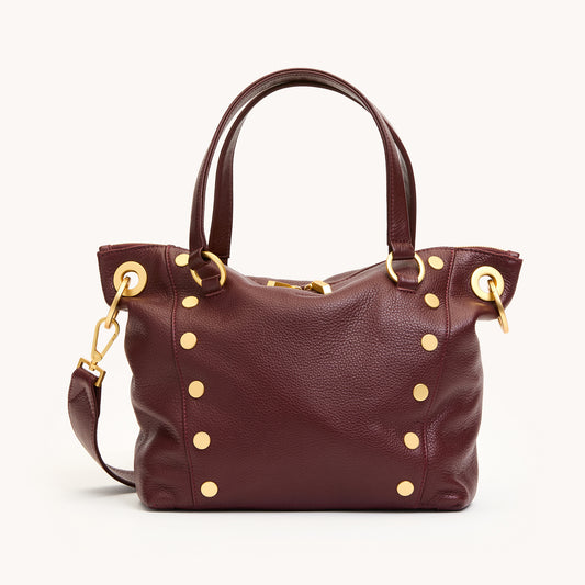 Daniel-Med-Cherrywood-Pebble-BG-Front-View