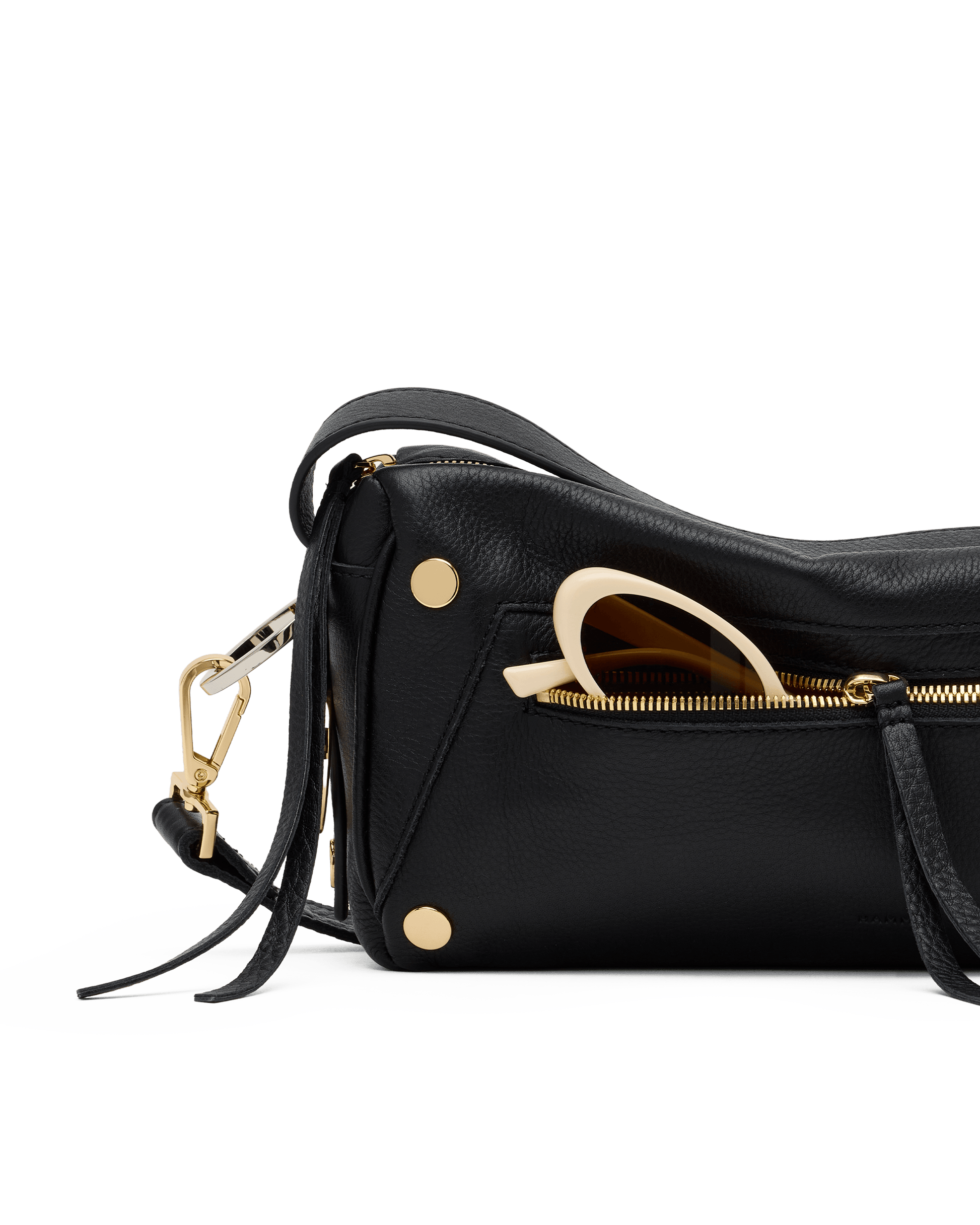 Doxie-Med-Black-GS-Front-View-Detail