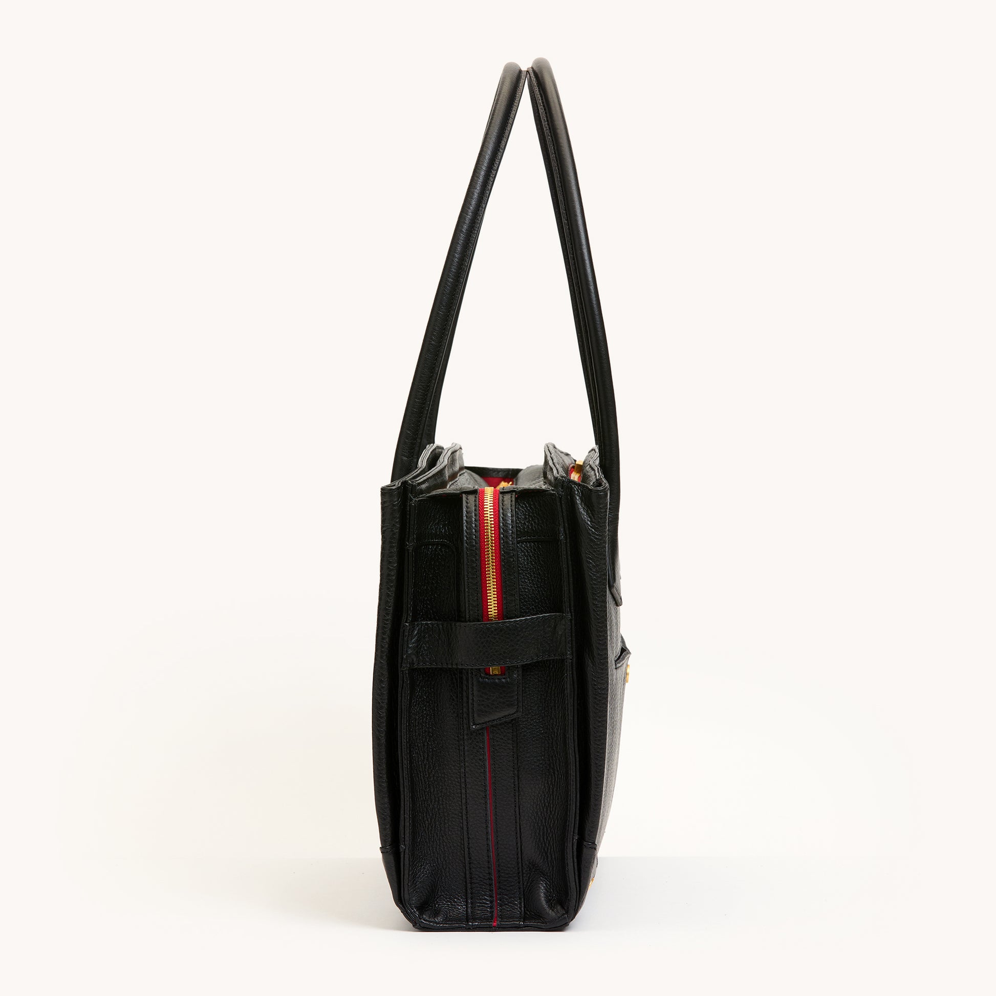 Elle-Work-Carry-Black-BG-Red-Zip-Side-View