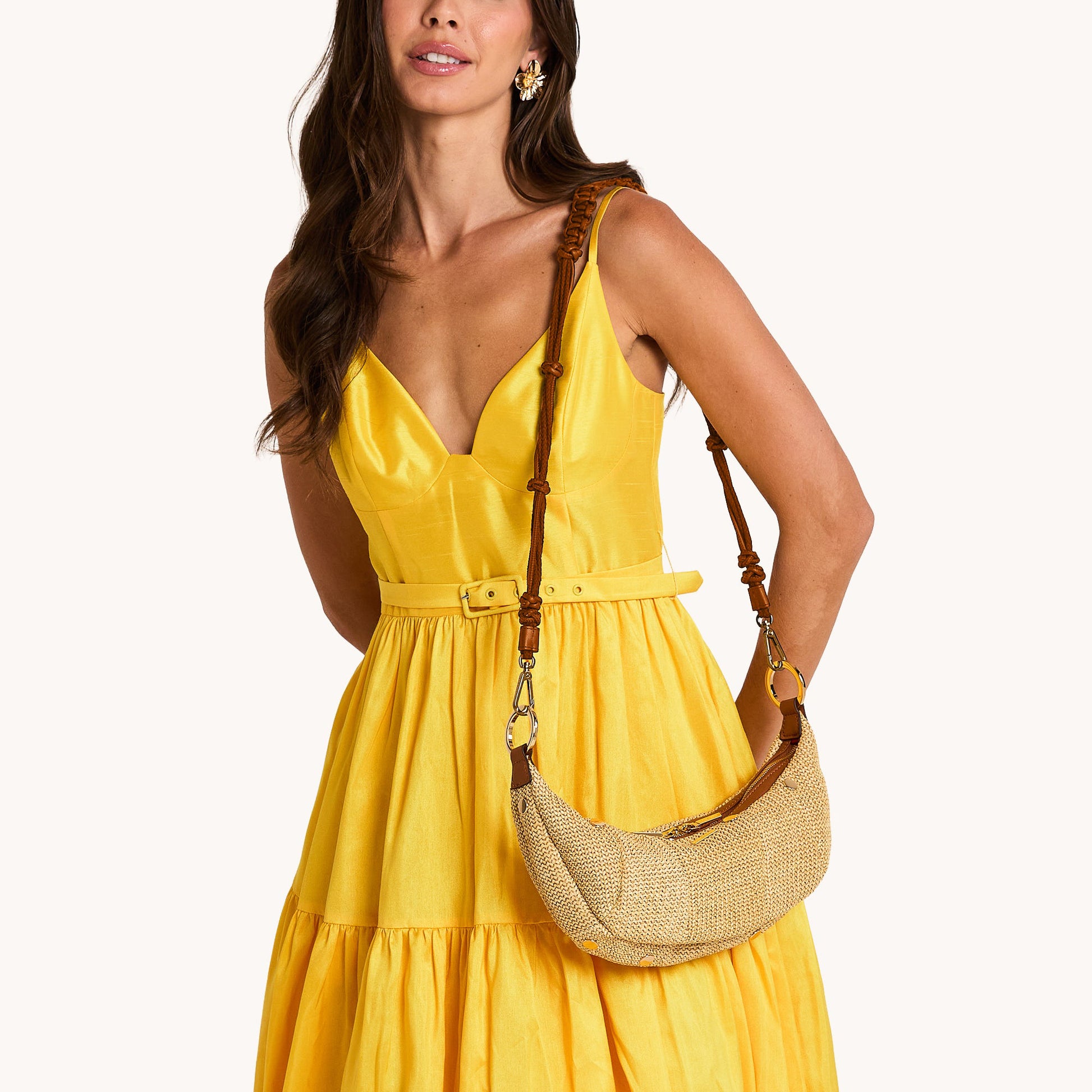 Erica-Sml-Cocoa-Raffia-G-Model-View-3