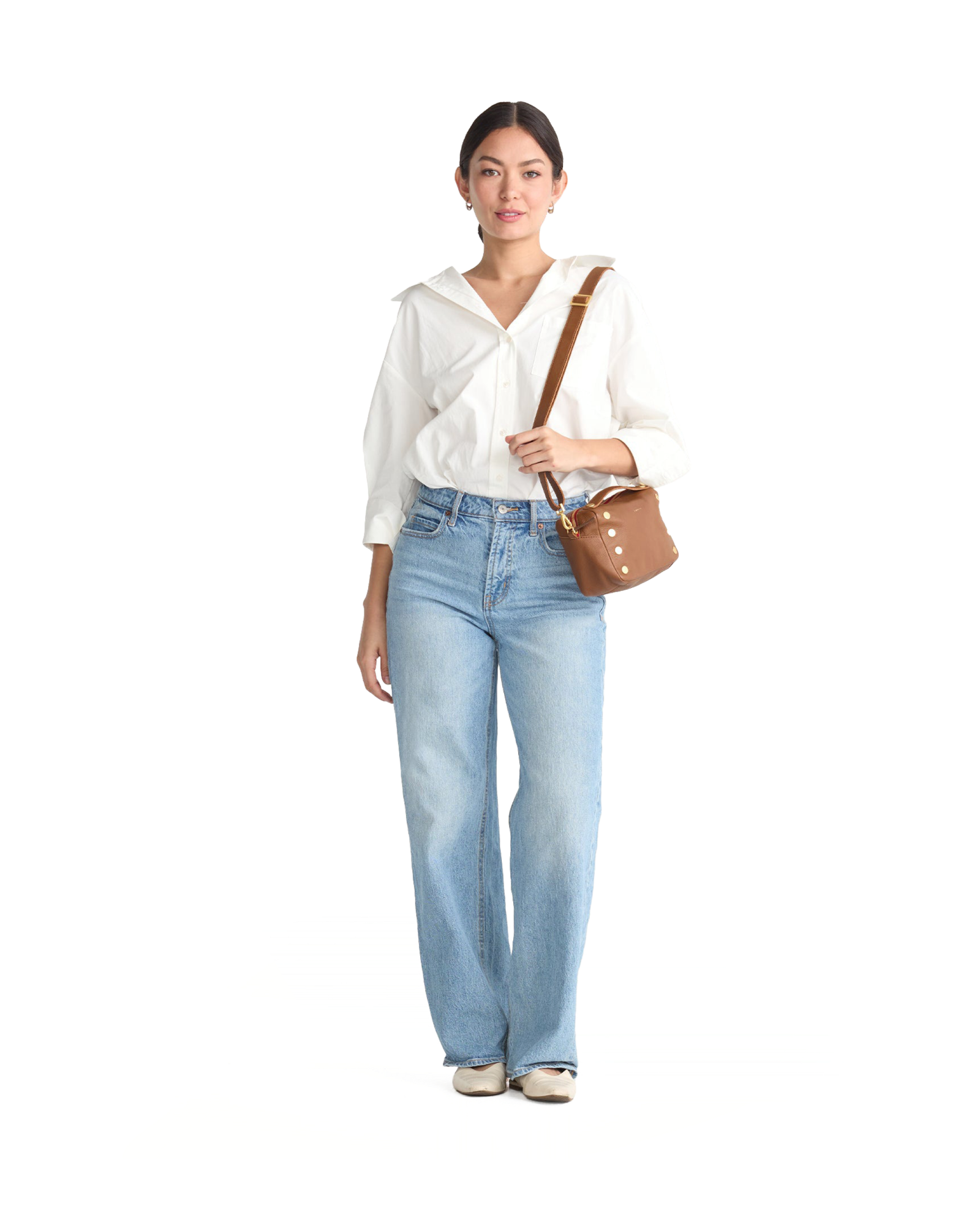 Model height is 5'7''