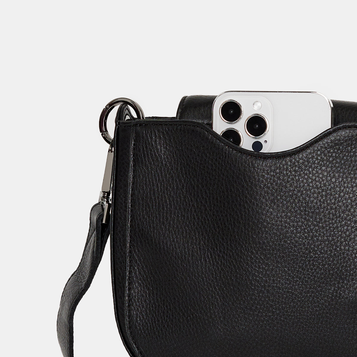 Kayce-Saddle-Med-Black-Back-View-Detail