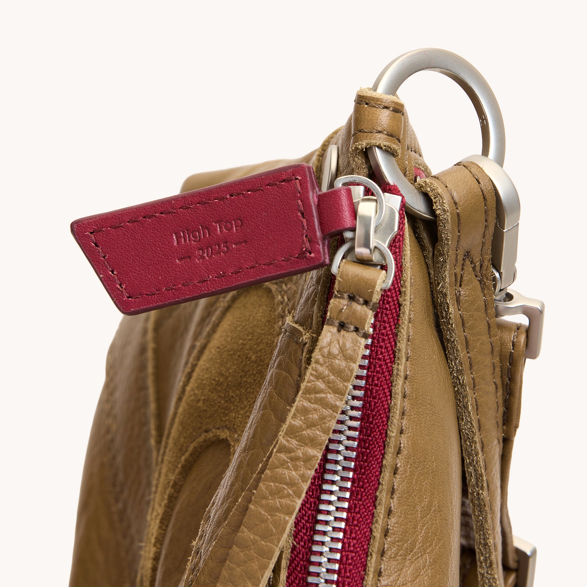 Kyle-High-Top-BS-Zipper Pull-Detail-View