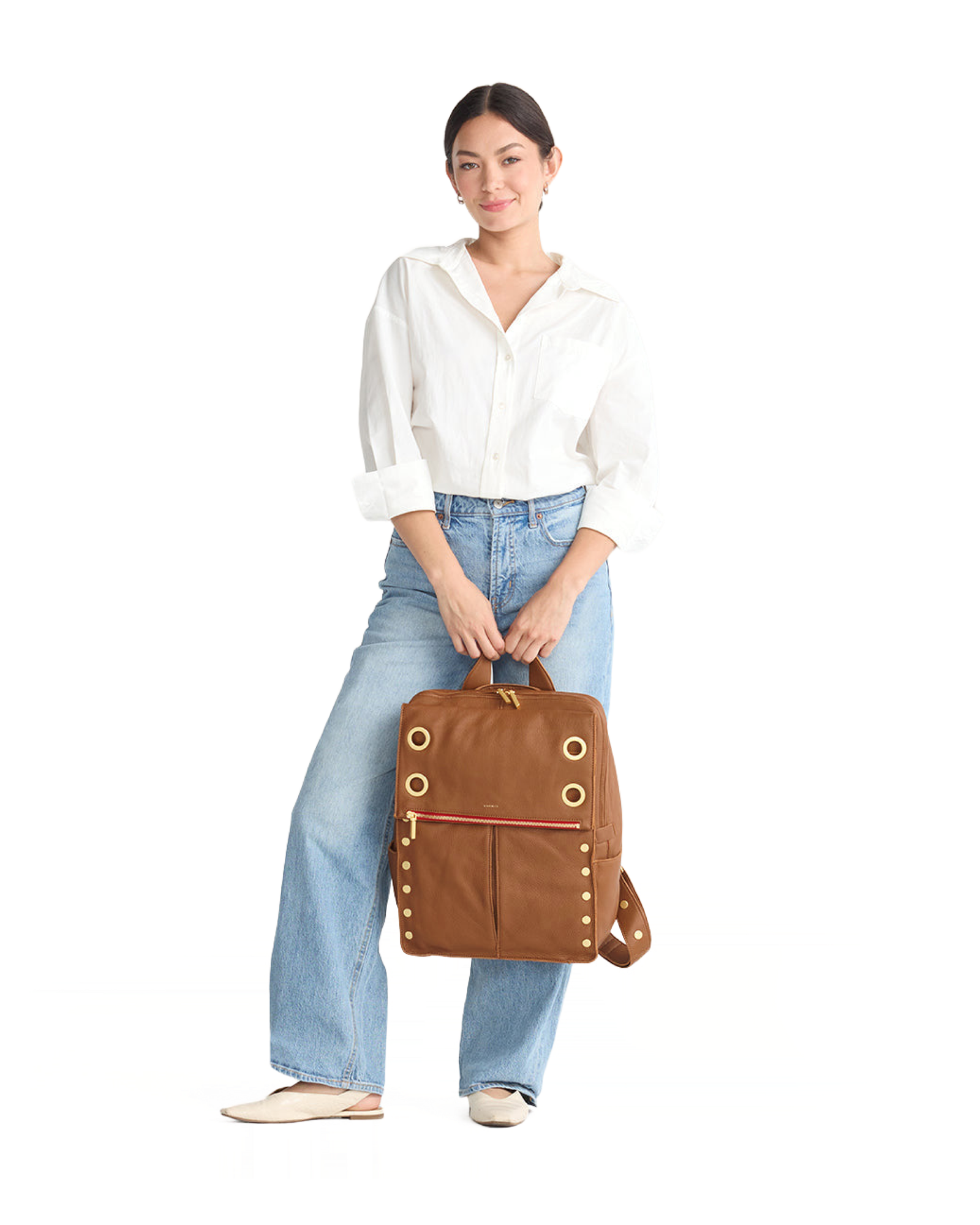 Model height is 5'7''