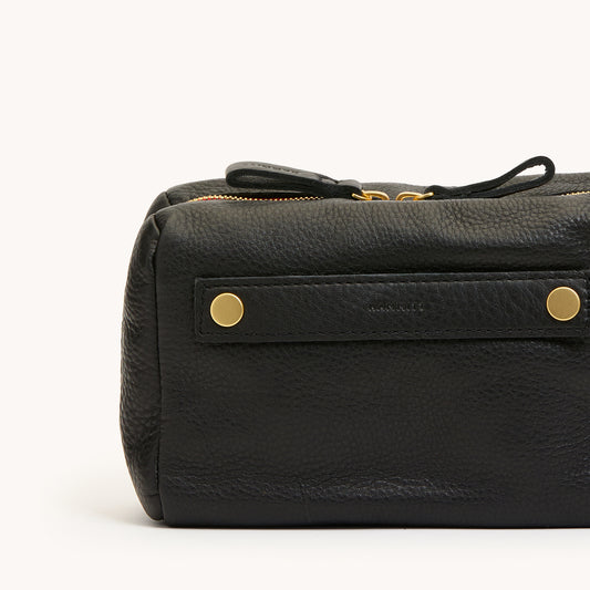 Powers-Med-Black-BG-Red-Zip-Front-Detail