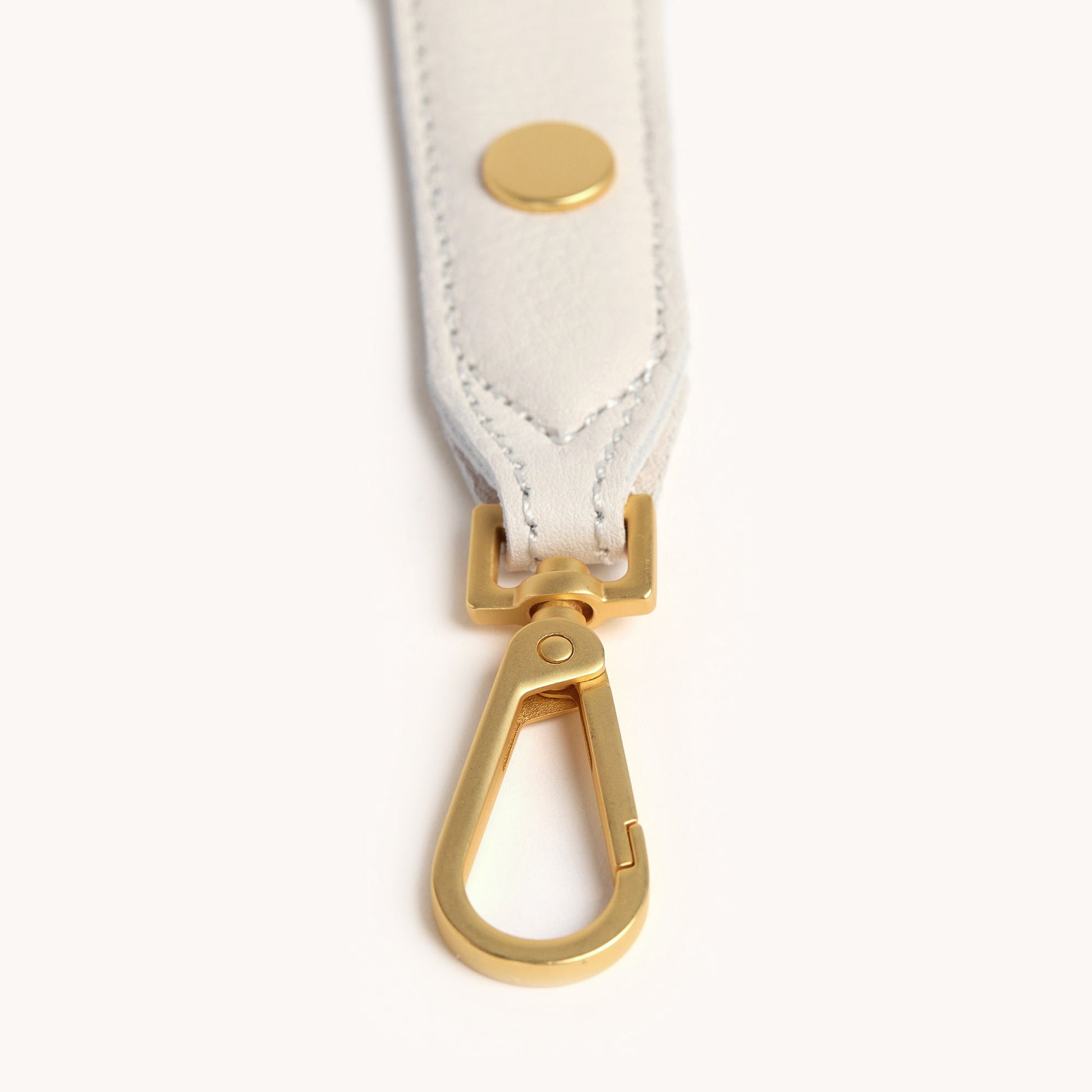 Riveted-Shoulder-Strap-Calla-Lily-White-BG-Topdetail-View