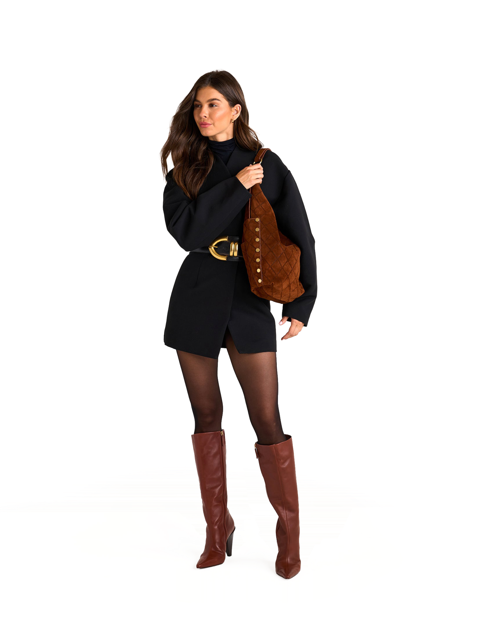 Model height is 5'9.5''