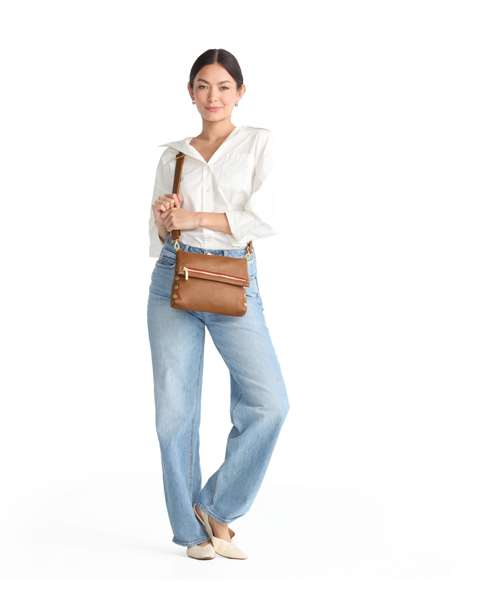 Model height is 5'7''