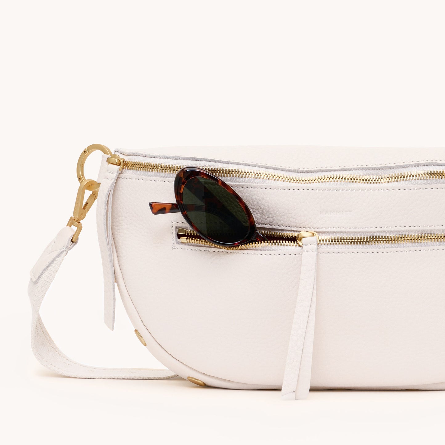 Charles-Crossbody-Lrg-Calla-Lily-White-BG-Front-Detail-View