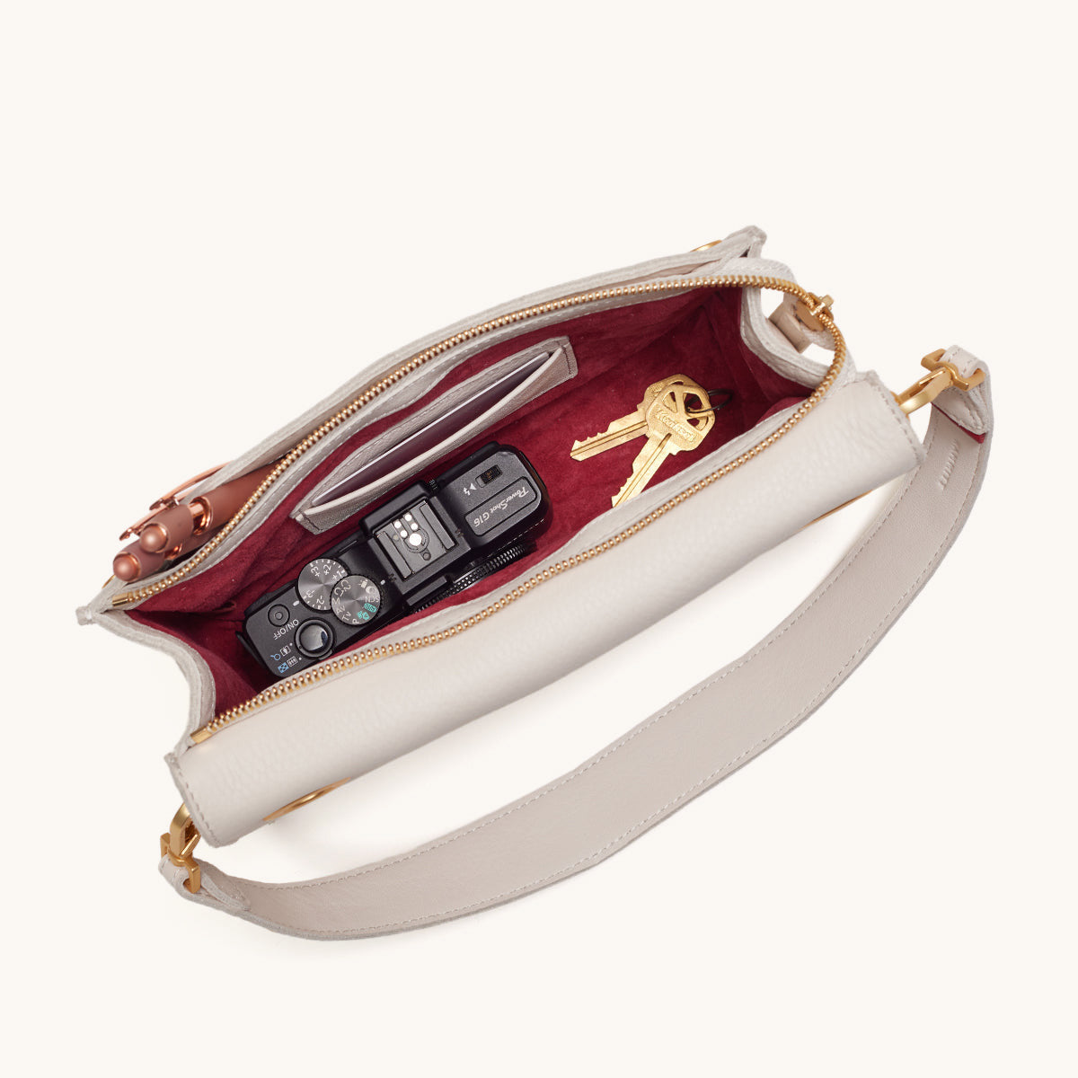 Montana-Clutch-Sml-Calla-Lily-White-Interior