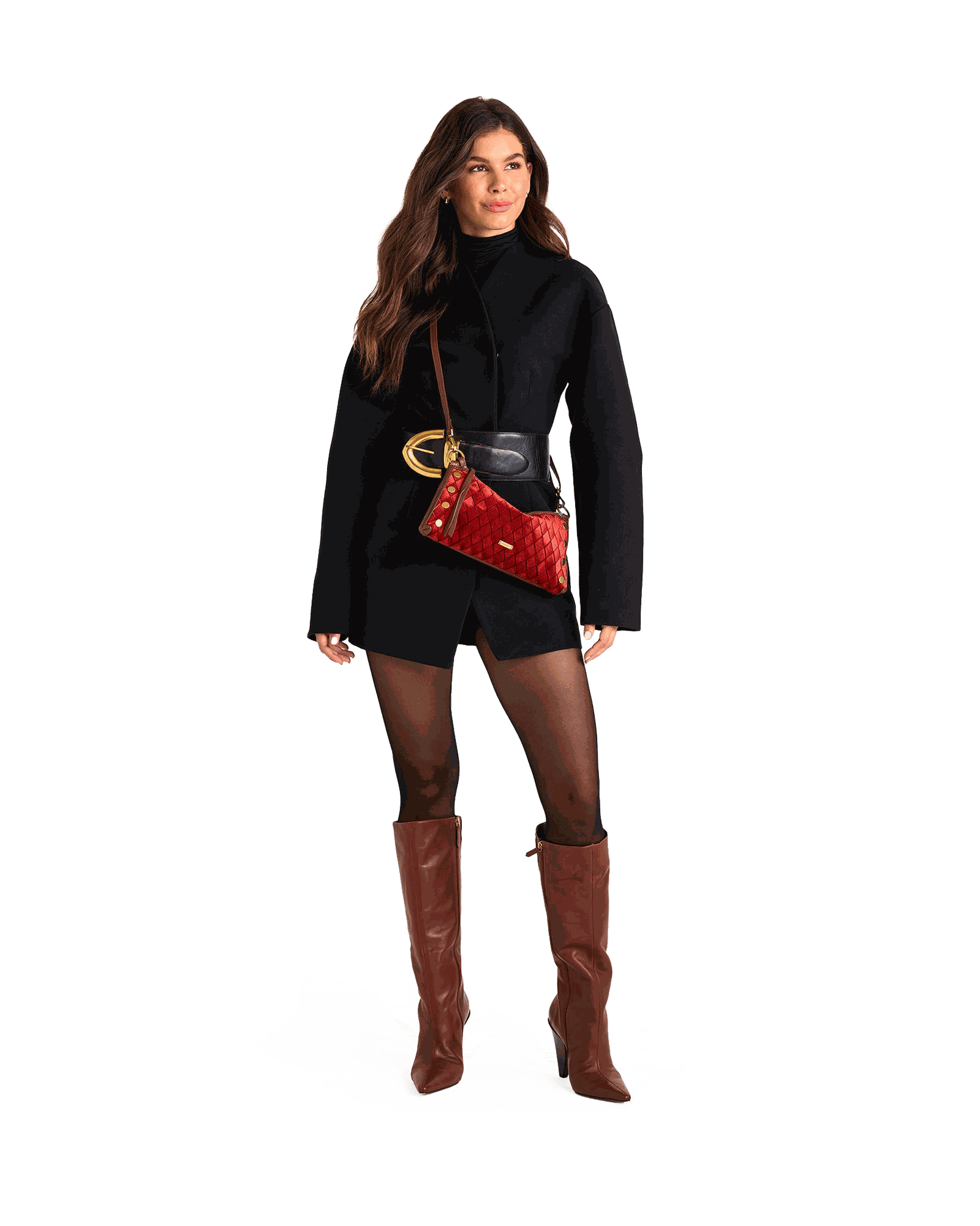 Model height is 5'9.5''