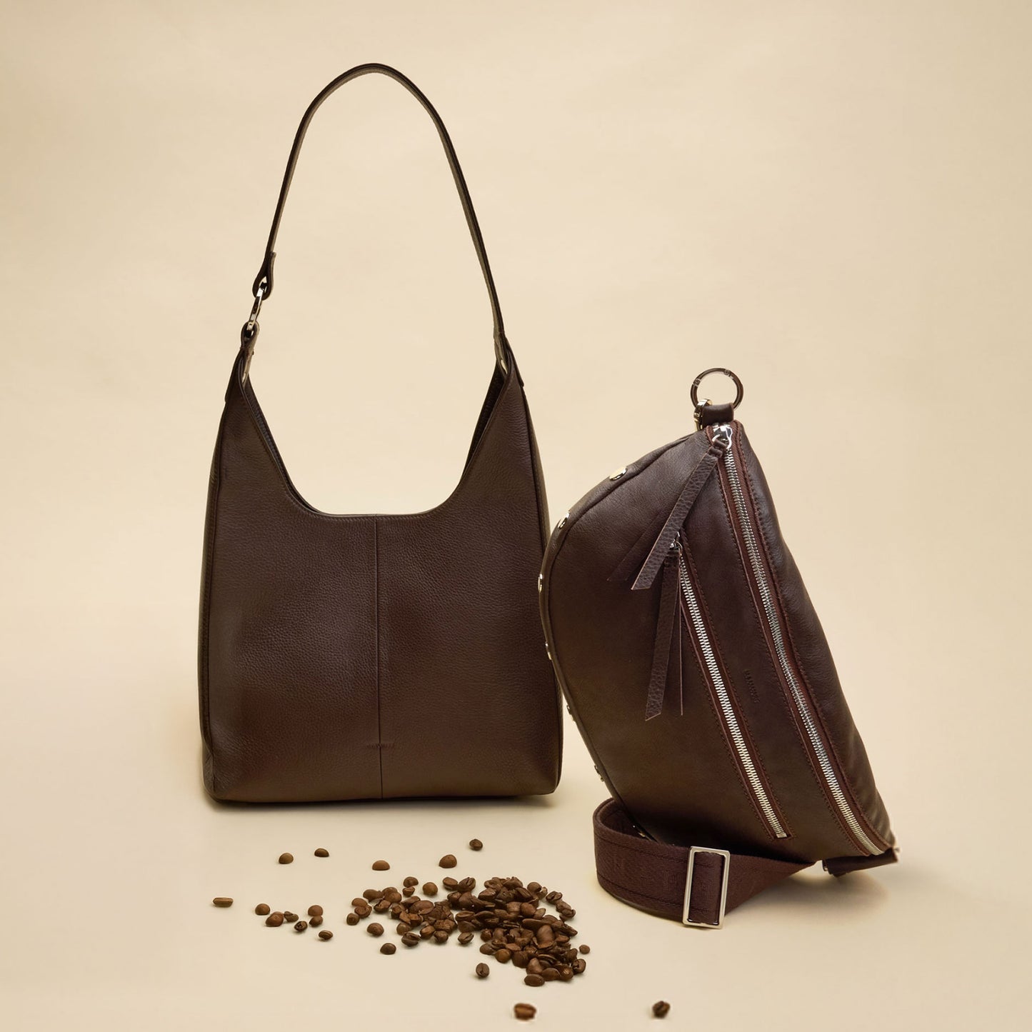 Charles Crossbody | Espresso Pebble/Silver | Lrg